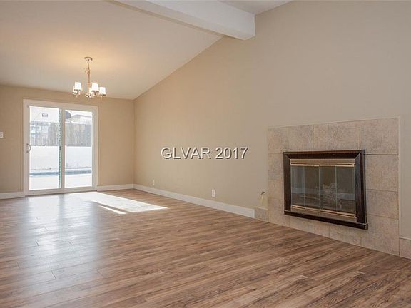 3rd image of 5141 Sun Valley Dr
