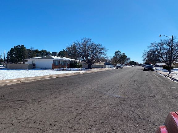 5th image of 3201 N Northwest Dr