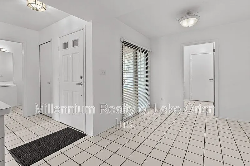 2 bed, 2.5 bath, 1553 sqft, $2,195 — Photo 4