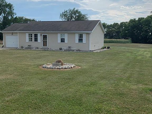 2nd image of 607 Clark Ln