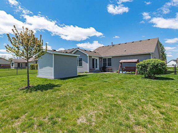 2nd image of 610 Meadowview Ct