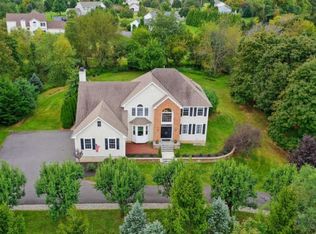 18 Clover Hill Rd, Flemington, NJ 08822