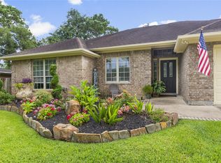 801 Shady River Rd, La Porte, TX 77571