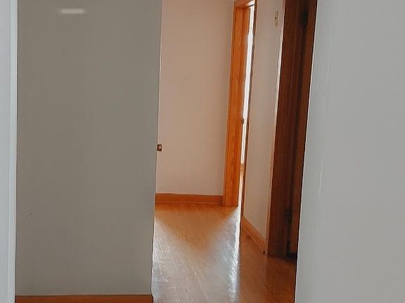 4th image of 605 Conrad St