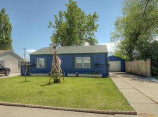 33 Saint Andrew St, Rapid City, SD 57701