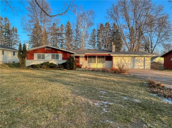 1115 West Stout Street, Rice Lake, WI 54868