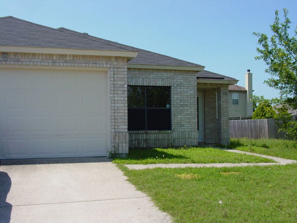 2nd image of 624 Capricorn Dr