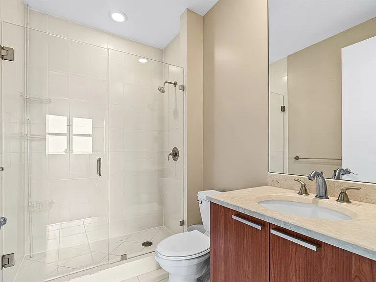2650 Lake Shore Dr #2403 — Photo 22