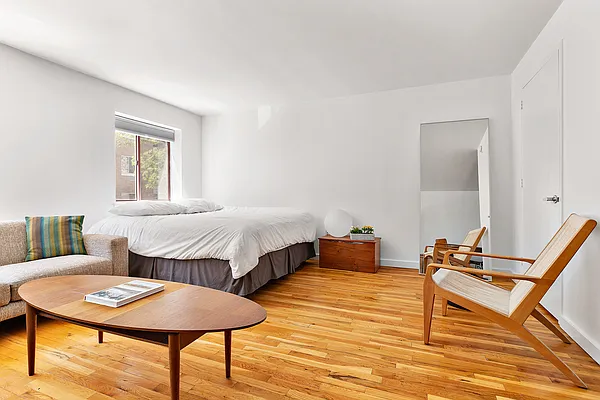 Sold by Compass | media 2