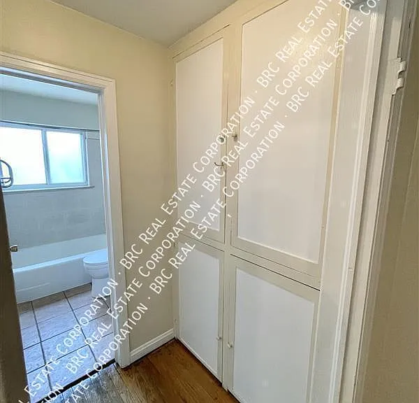 25 E Alameda Ave #5 — Photo 4