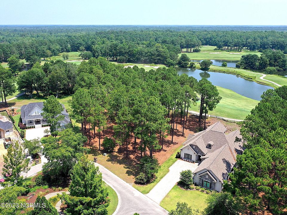 1st image of 900 Strathaven Lane