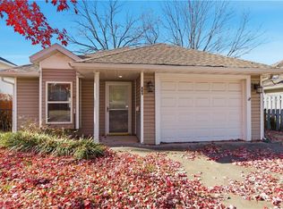 605 N West St, Nevada, MO 64772