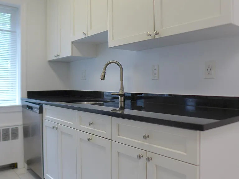 31 Alton Pl — Photo 9