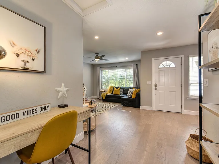 5613 Phlox Ct — Photo 10