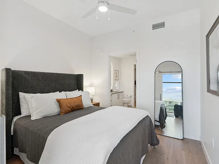 1212 Demonbreun St #2504 — Photo 14