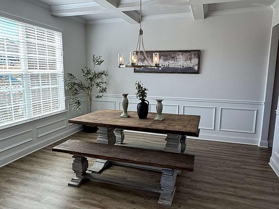 5th image of 77 Wentworth Cir