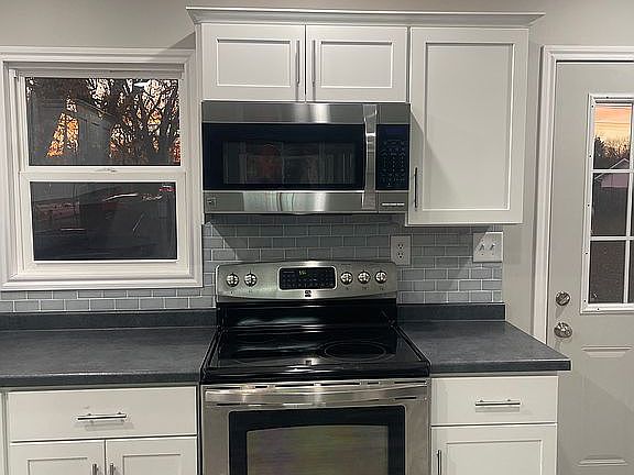 5th image of 1701 Avenue L