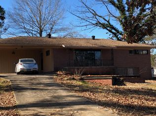 2 Westwood Ln, Little Rock, AR 72204