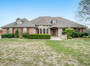 1818 Prayer Spring Ln, Nixa, MO 65714