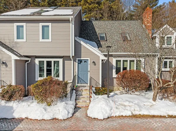 7 Indian Cove Way, South Easton, MA 02375