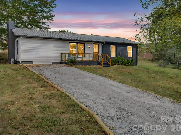 14 Kirby Pl, Asheville, NC 28806
