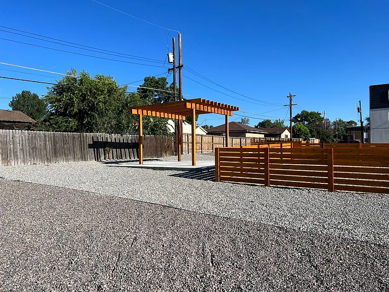 1 and 2 Bedroom Modern Renovated Living with a Community Courtyard & Dog Park in North Denver — Photo 7