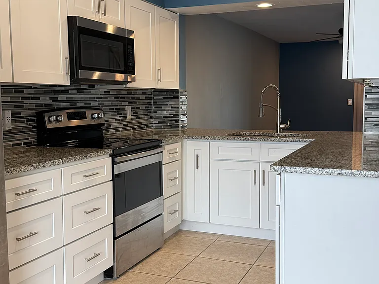505 Sun Ridge Pl #122 — Photo 6
