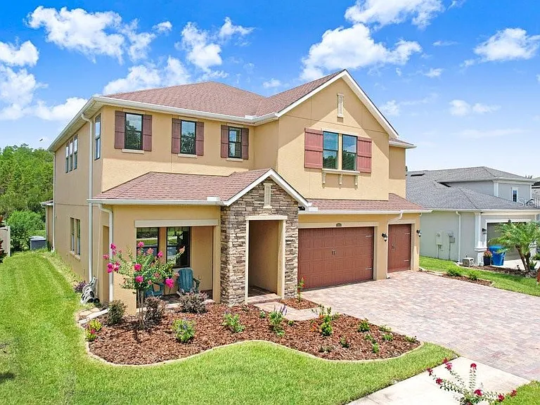 1843 Whitewillow Dr — Photo 3