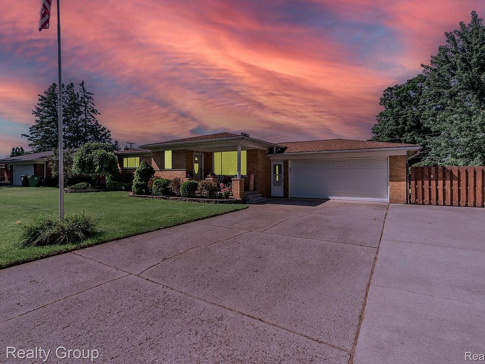 1st image of 8427 Southfield Dr