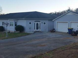2745 N Campbell Rd, Bowling Green, KY 42101