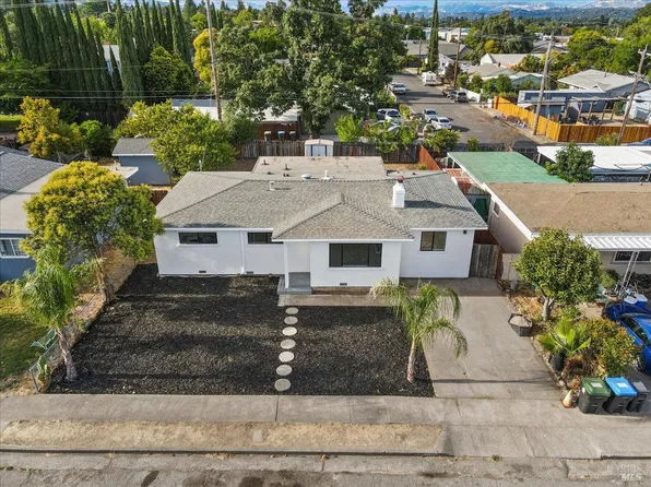 110 Tedford Ave, Ukiah, CA 95482