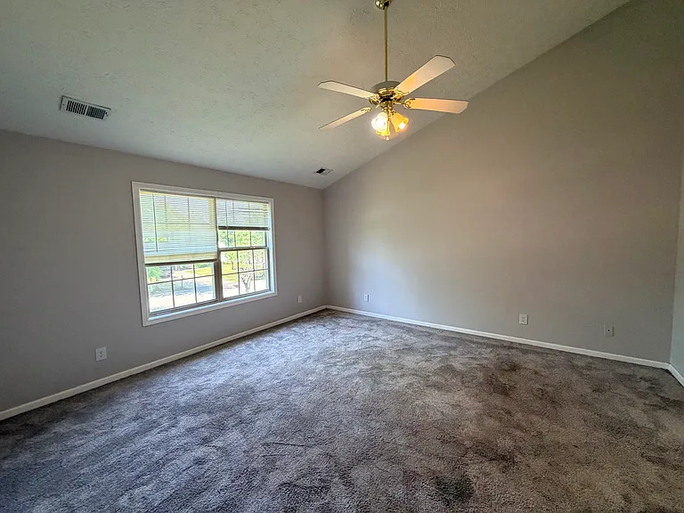4852 Clifford Cir — Photo 15