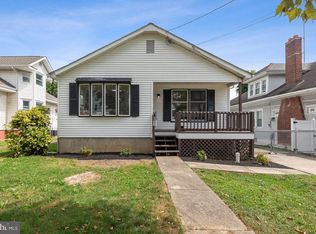 160 Evergreen Ave, Woodlynne, NJ 08107