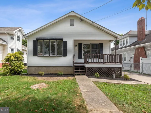 160 Evergreen Ave, Woodlynne, NJ 08107
