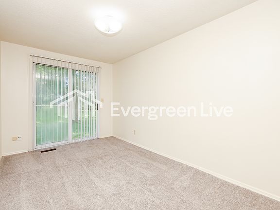 5th image of 6492 Rolling Glen Dr