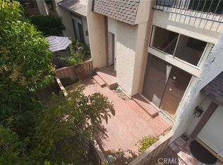 6121 Shoup Ave UNIT 22, Woodland Hills, CA 91367