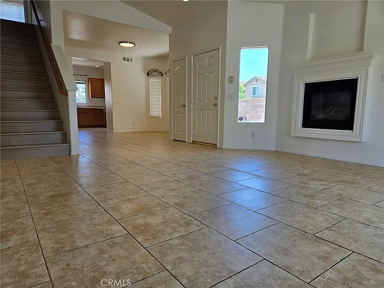 481 Pinewood — Photo 5
