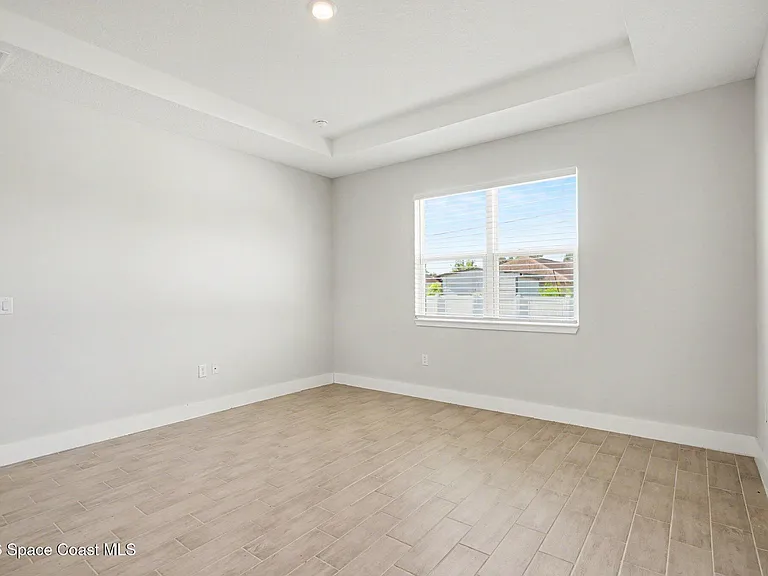 414 Caribbean St SE — Photo 35