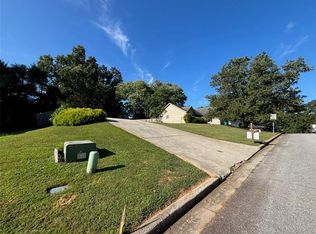 481 Stonemill Mnr #15, Lithonia, GA 30058