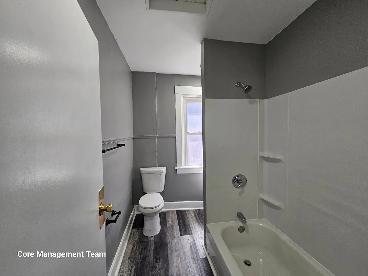 Updated 1 bedroom 1 bath apartment for rent! — Photo 4