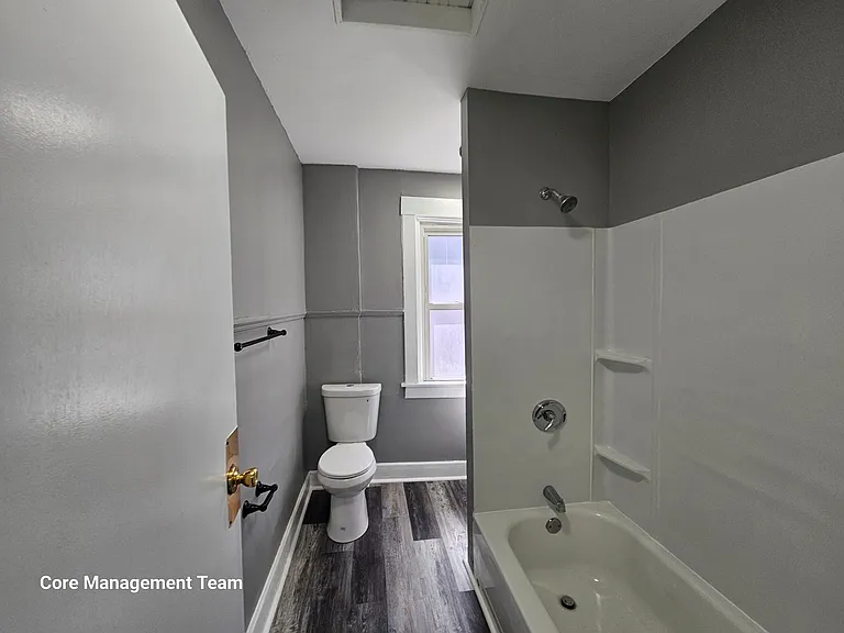 23 Lacona St #2 — Photo 4