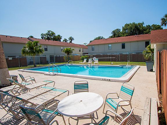 4th image of 980 Canalview Blvd #B2
