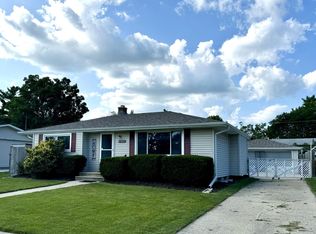 5220 55th St, Kenosha, WI 53144