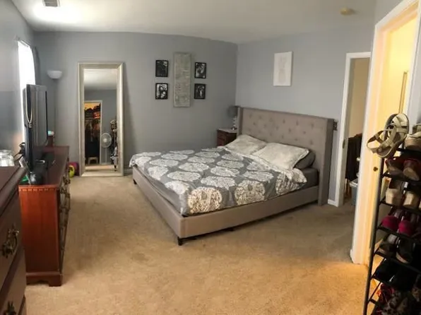 2248 Rebecca Cir #2248, Montgomery, IL 60538