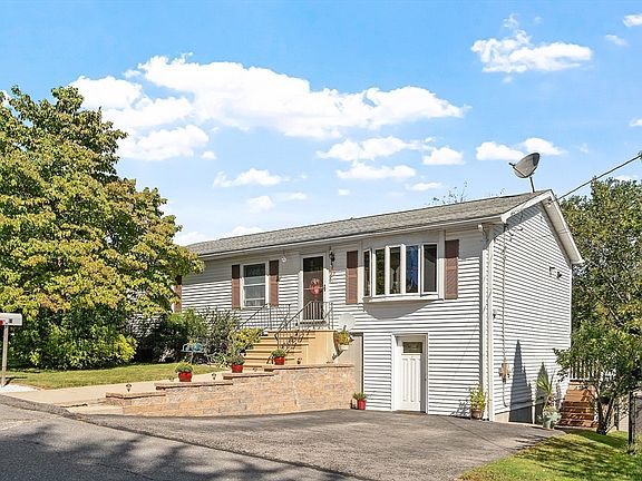 2nd image of 8 Pershing St
