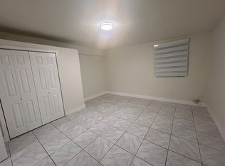 3565 NW 99th St, Miami, FL 33147