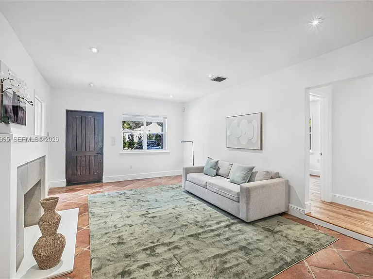 4150 Ventura Ave — Photo 7