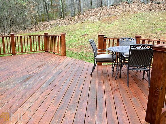 5th image of 237 Bay Dr