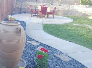 1052 W Jackson St, Rialto, CA 92376