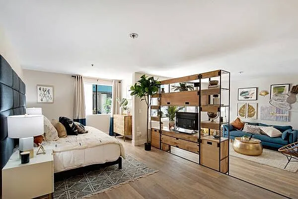 Broadstone Los Feliz — Photo 26